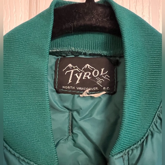 Vintage vest - Made in Canada - Picture 3 of 5